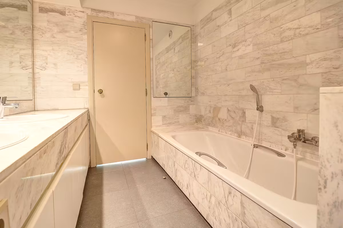 Ruim appartement van 134 m² met terras - 15