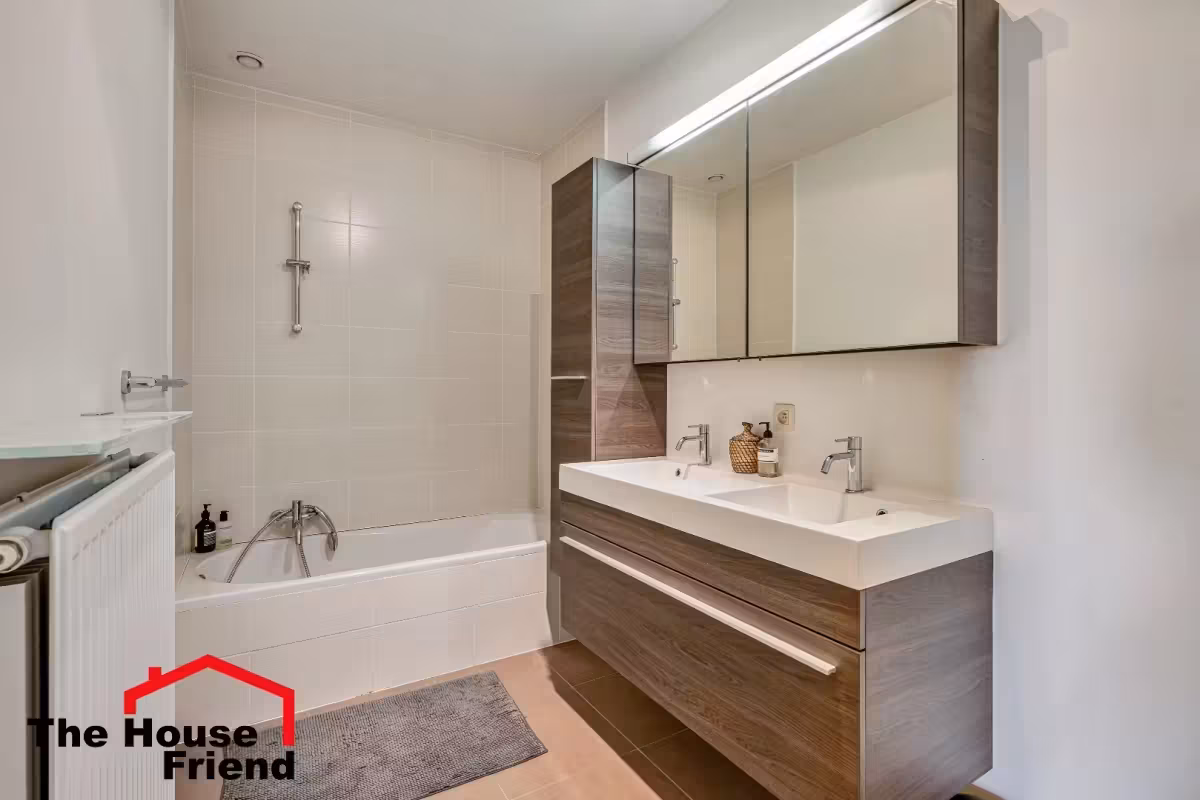 Zeer ruim penthouse met groot terras en garagebox - 15
