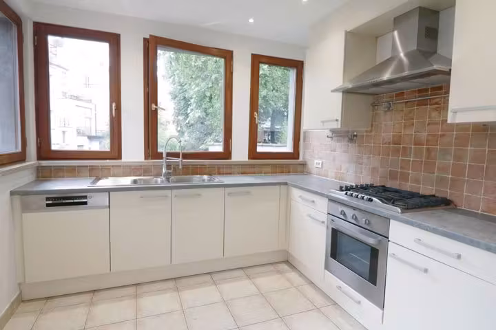 APPARTEMENT - TE HUUR - 1000 BRUSSEL - € 2.000 - 11