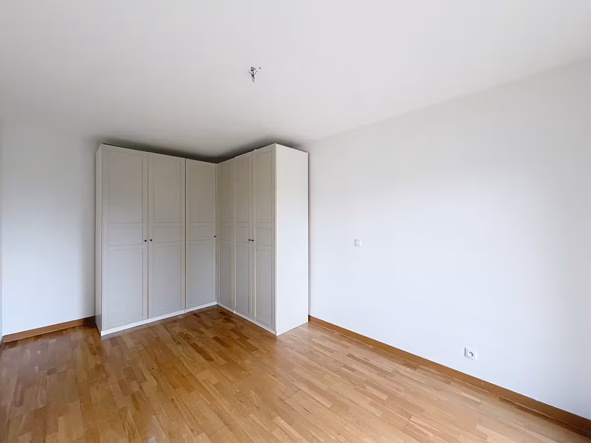 Gerenoveerd appartement met twee slaapkamers en terras - 14
