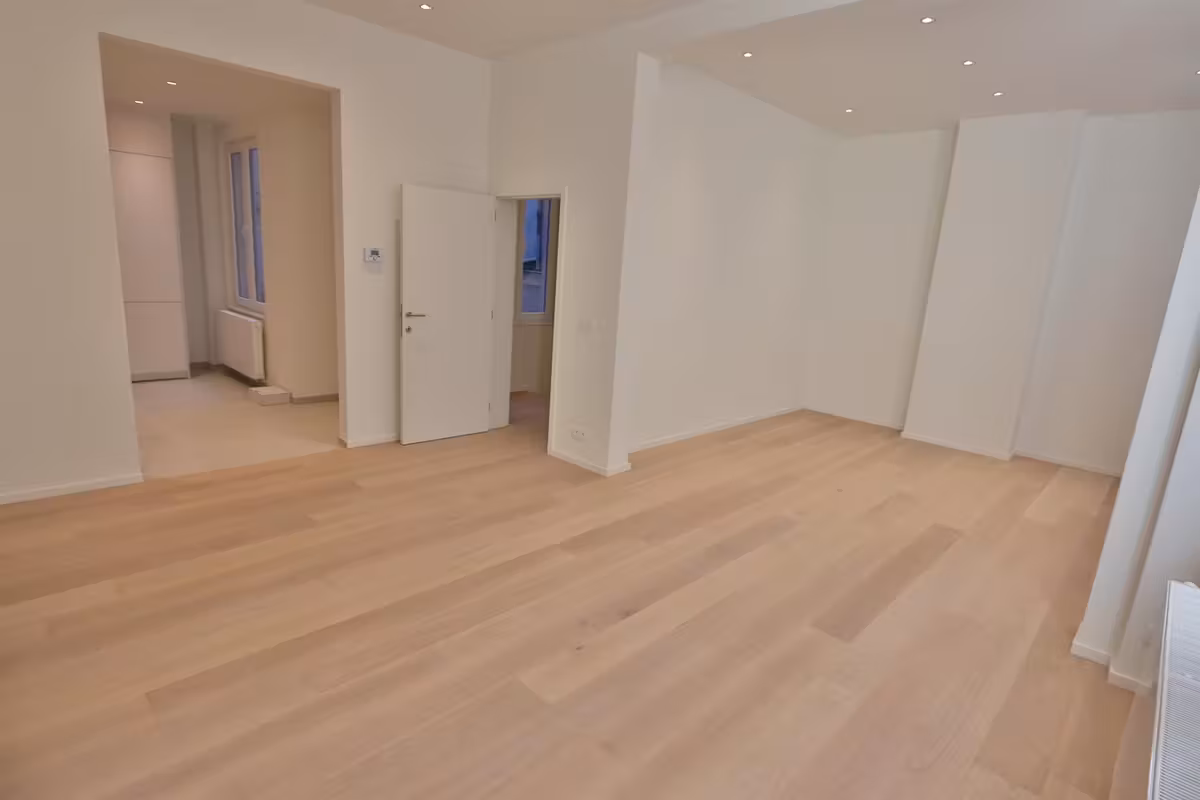 Ruime triplex flat in de Troonwijk - 6