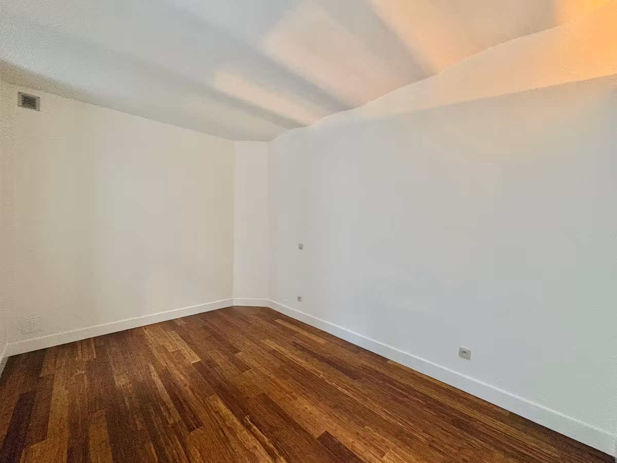 Gelijkvloerse verdieping 3 kamers te huur - 10