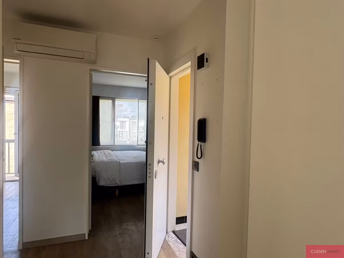 Renovated corner apartment with terrace in Deurne - 4