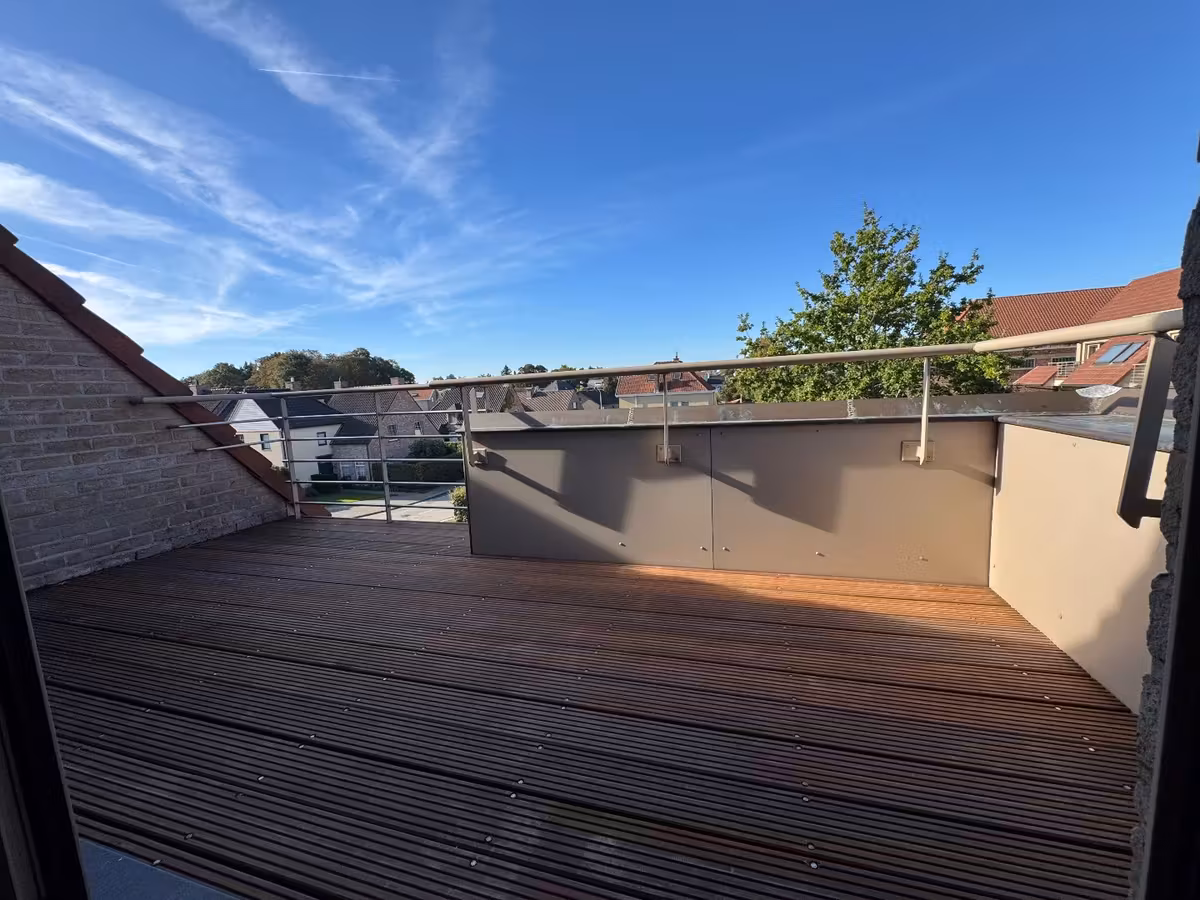 Appartement spacieux et lumineux avec trois chambres à... - 2