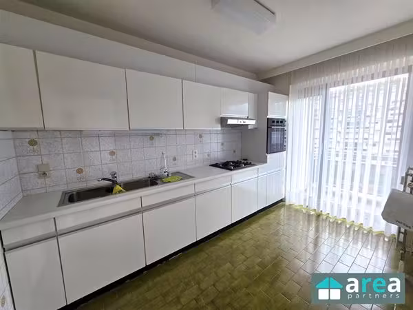 Ruim 2-slaapkamer appartement met garagebox in Deurne - 4
