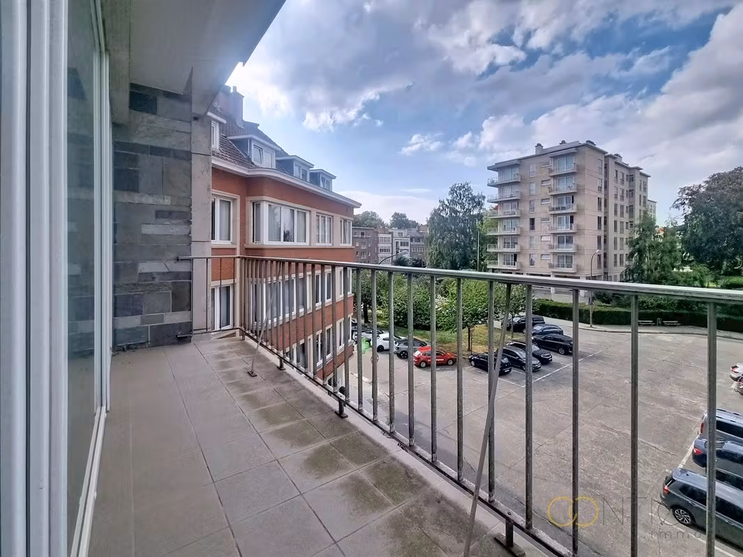 Two-bedroom apartment with balconies - 10
