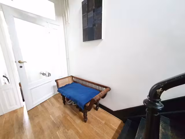 HUIS - TE HUUR - 1180 UKKEL - € 3.500 - 14