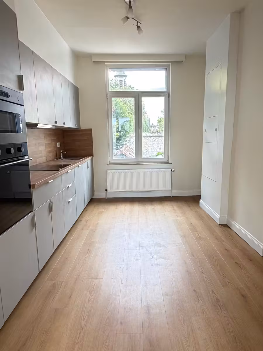 Ruim duplex appartement te huur in Jette - 5