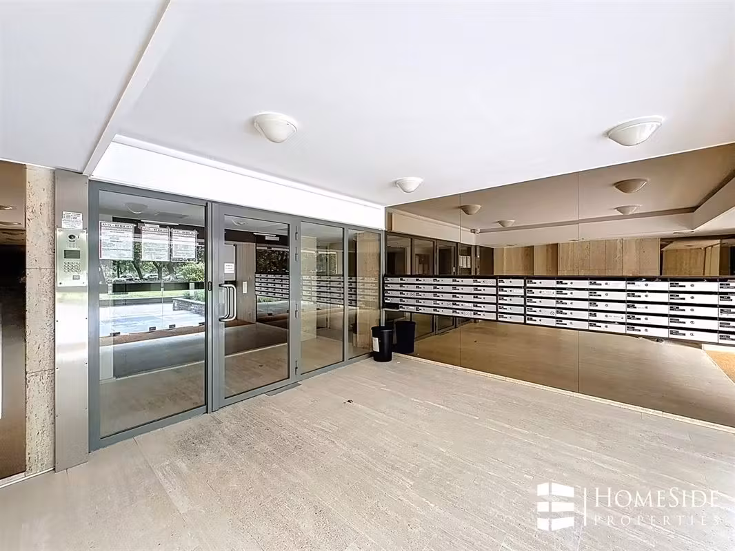 Appartement te huur in Evere - 10