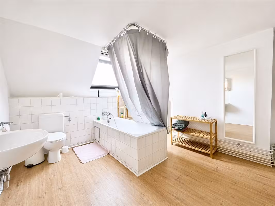Gemeubileerde driekamerwoning met 3 slaapkamers - 5
