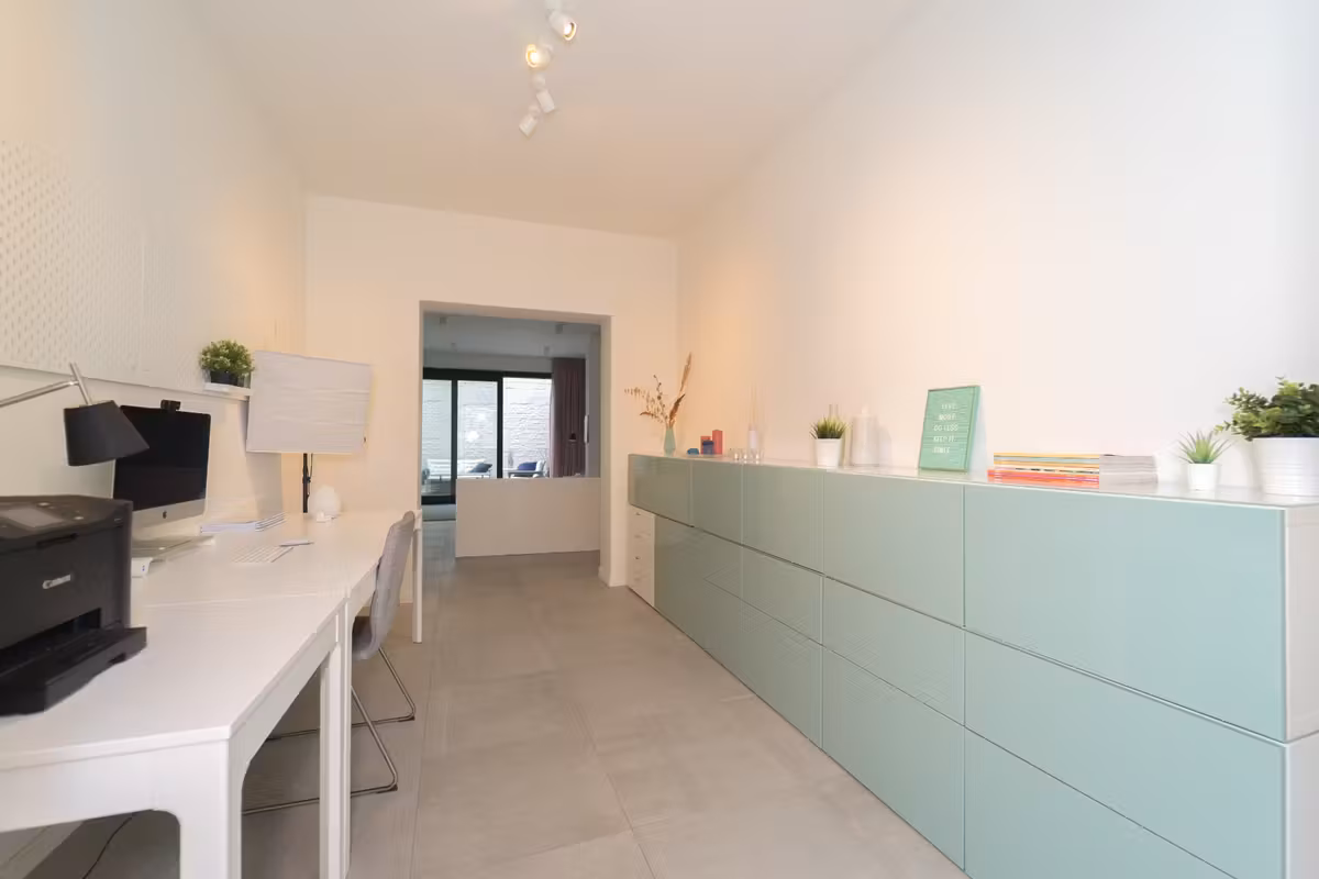 Ruime woning met bureel op gelijkvloers en 4 terrassen in hartje Gent - 9