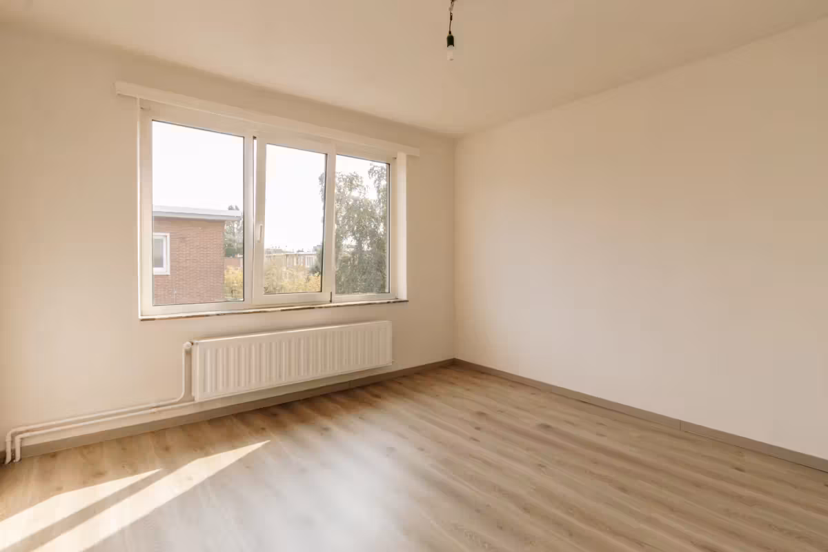 Appartement lumineux de 2 chambres avec box de garage - 10