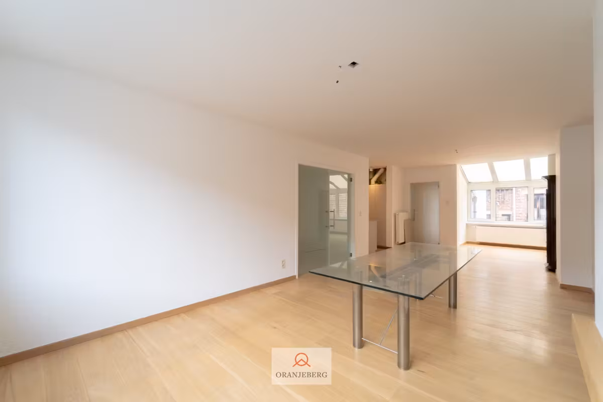 Lichtrijke 2 slaapkamer woning te Gentbrugge - 7