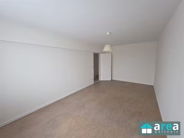 Ruim 2-slaapkamer appartement met garagebox in Deurne - 9