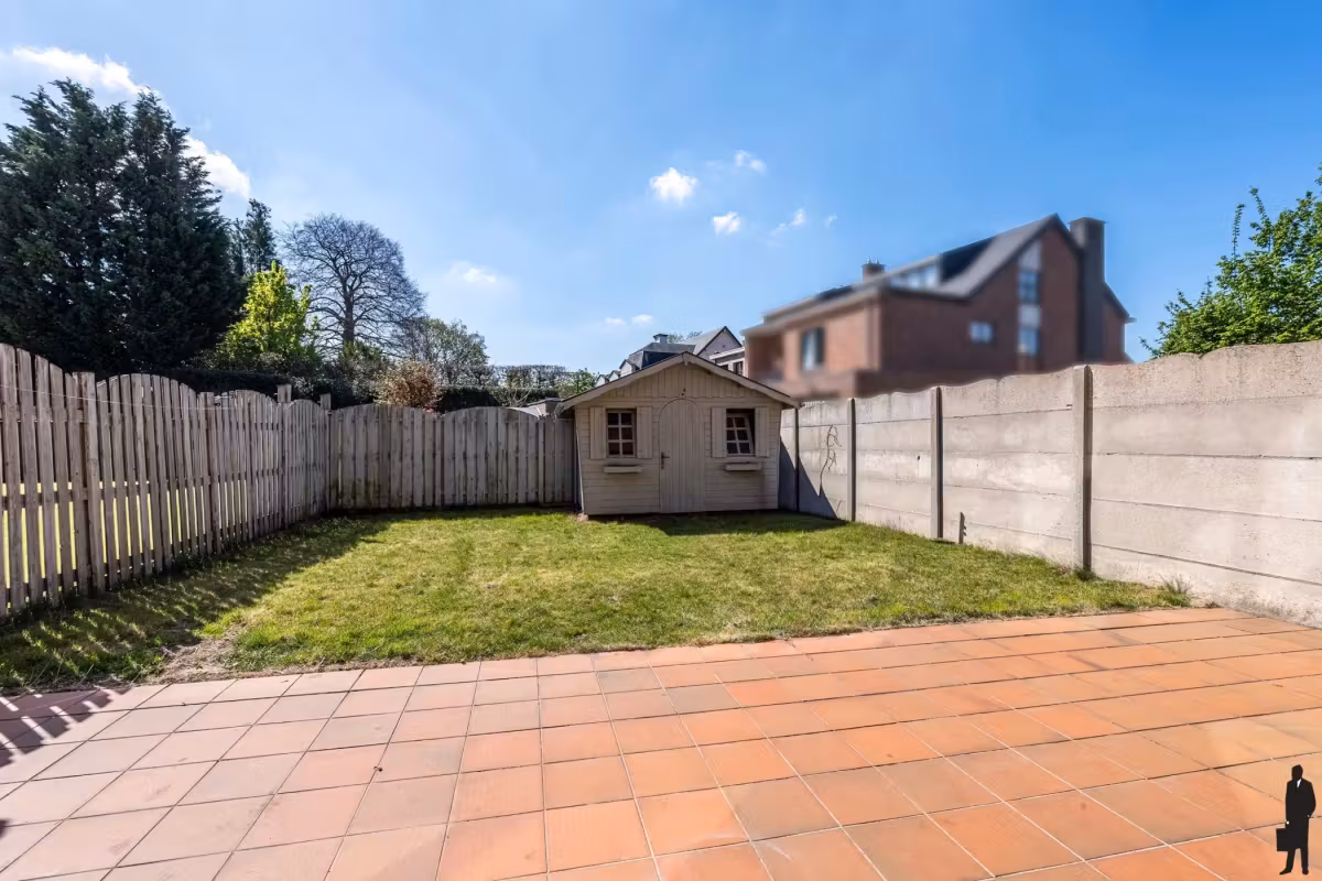 Instapklaar en lichtrijk 3-slaapkamer appartement met terras - 10