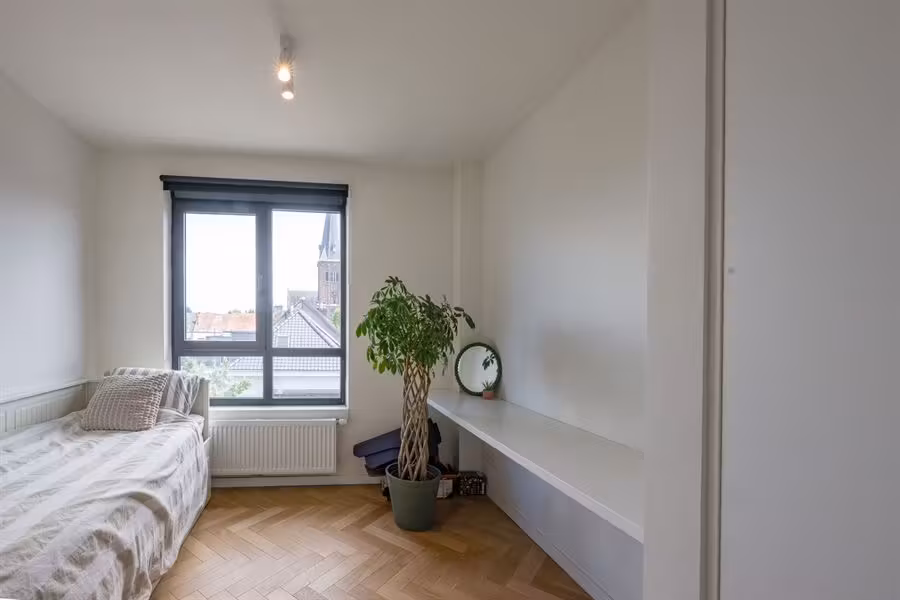 Volledig gerenoveerd hoekappartement te Deurne - 5