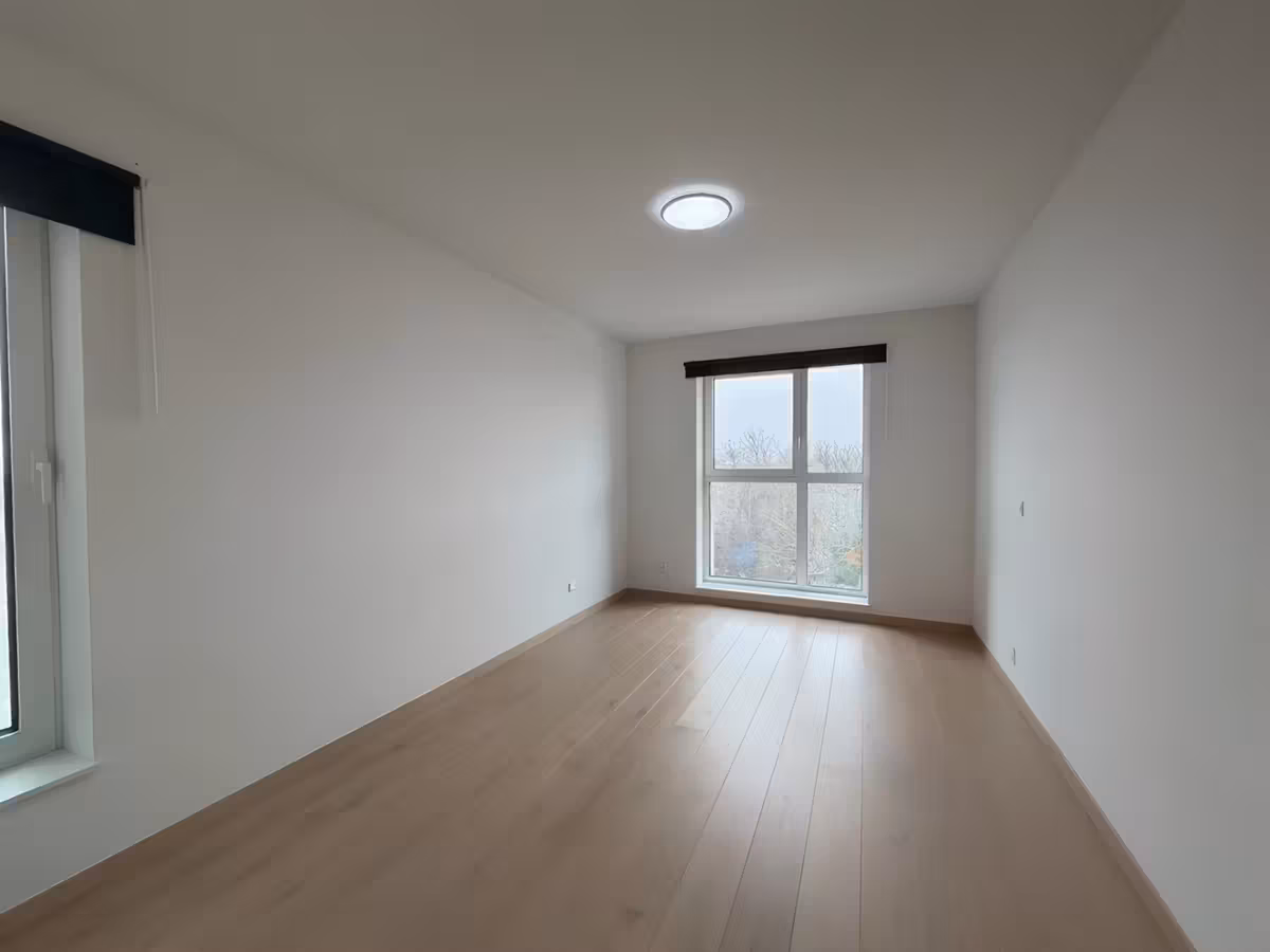 CLOSE TO NATO AND THE AIRPORT - 2-BEDROOM FLAT UNFURNISHED WITH SOUTH-WEST FACING TERRACE – EVERE - 11