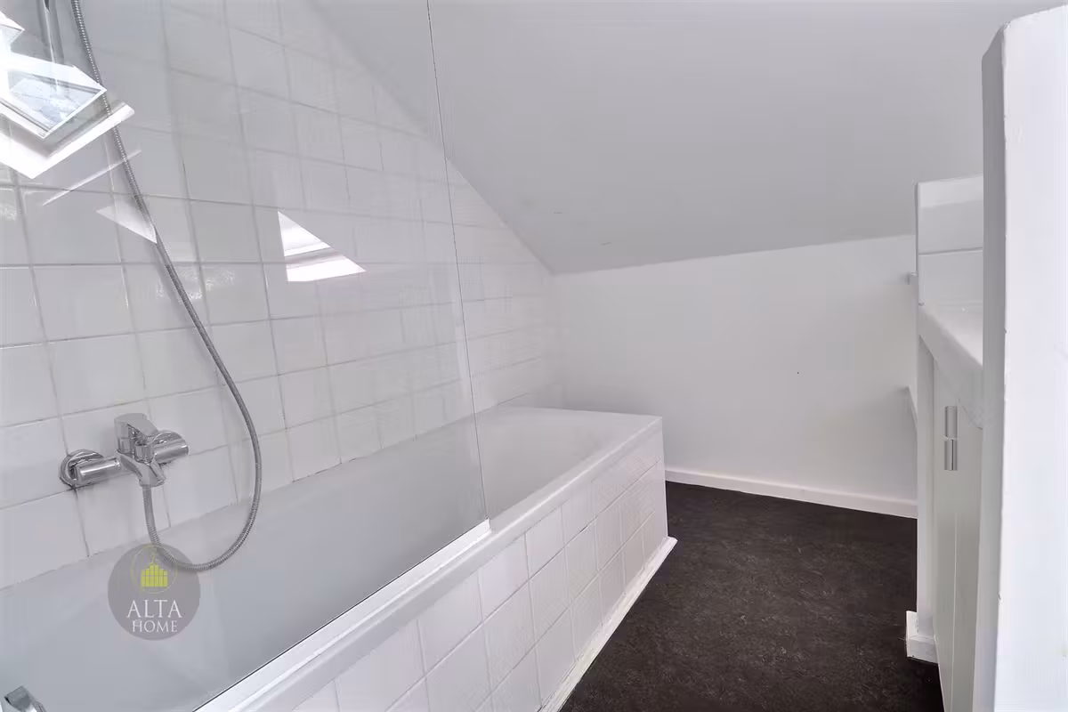 One-bedroom loft on Rue des Pierres - 4