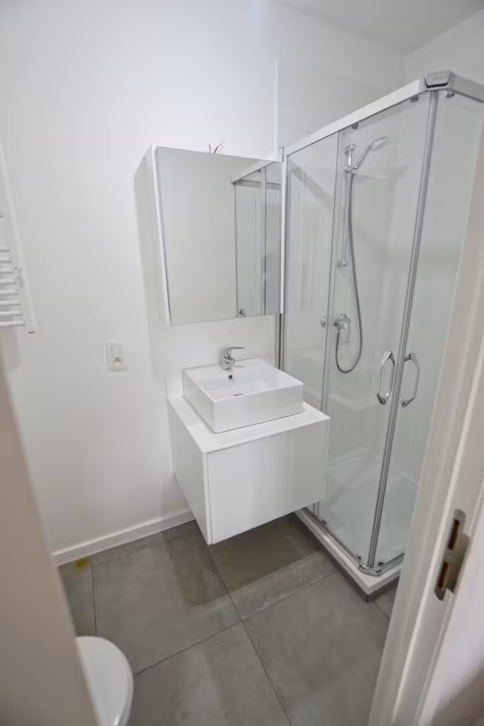 Renovated furnished studio in Uccle - 11