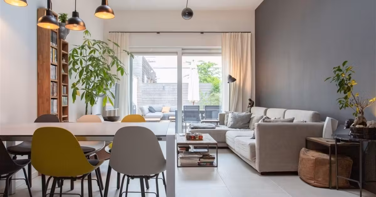 Gemeubelde rijwoning met zonnige tuin in Gent