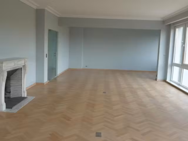 Appartement avec vue sur la place Guy d'Arezzo - 5