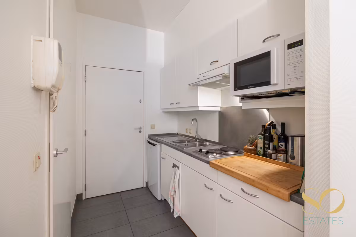 Studio apartment in the Congress district - 7