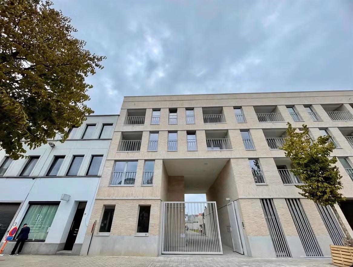 Nieuwbouwappartement met terras en autostaanplaats - 2