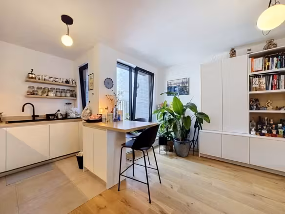 Two-bedroom apartment in Forest - 23