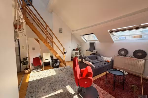Two-bedroom duplex in Ixelles - 12