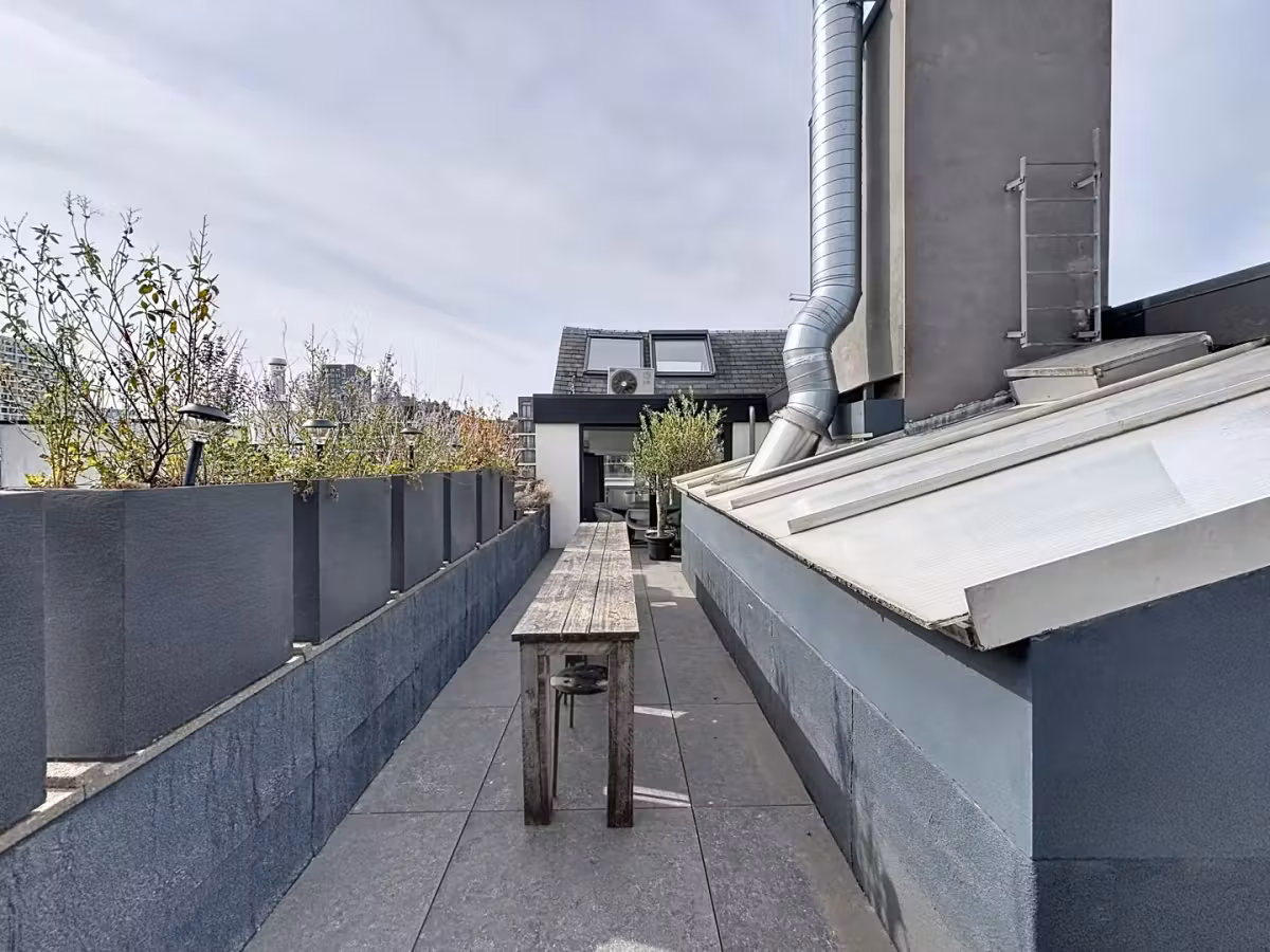 Penthouse in de Cadixwijk met terrassen - 12