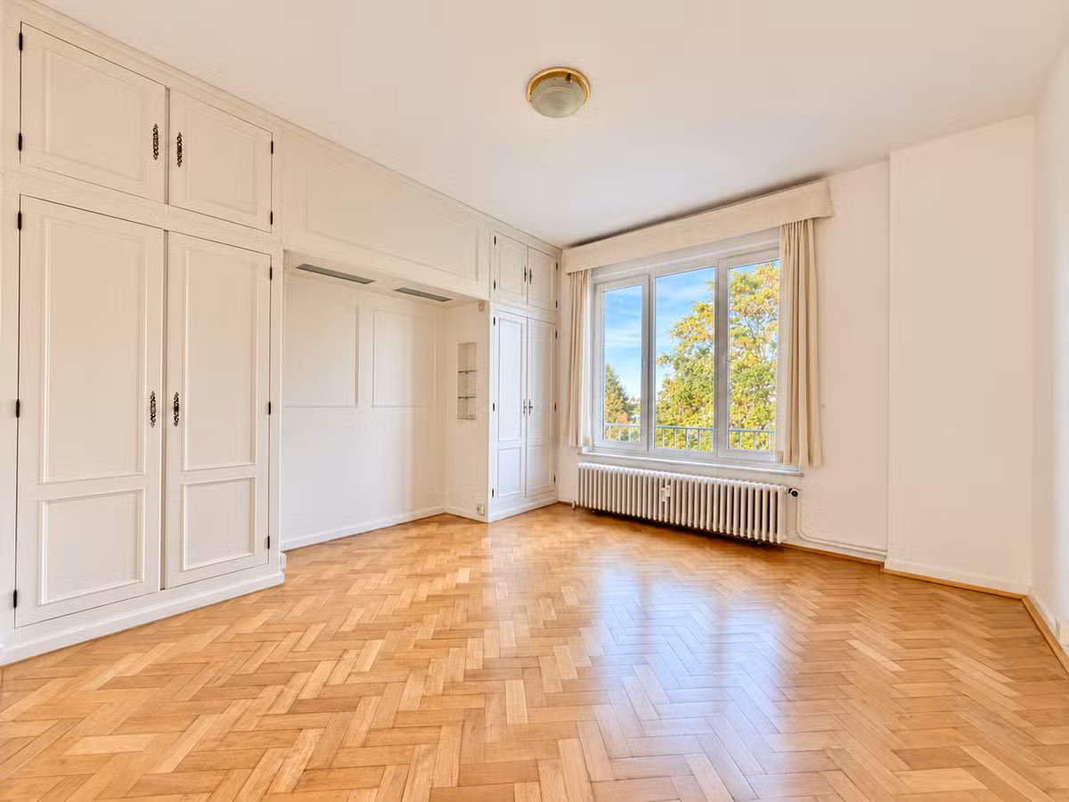 Gerenoveerde penthuis met 2 slaapkamers en terras - 11