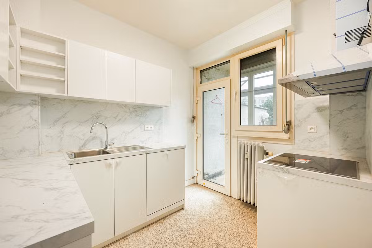 Appartement rénové au rez-de-chaussée avec jardin - 3