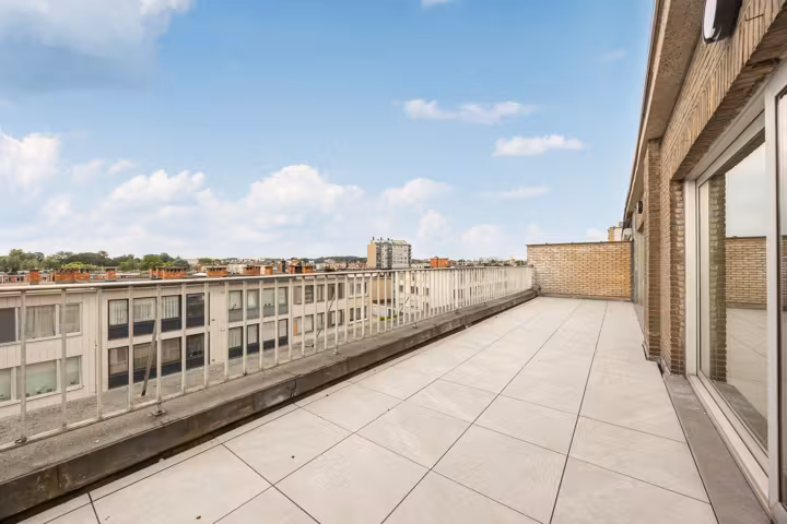 Volledig gerenoveerd appartement in Deurne - 3
