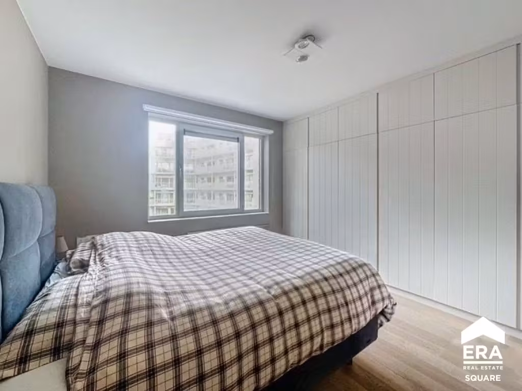 Ruim appartement met 3 slaapkamers, terras en 2 parkeerplaatsen - 6
