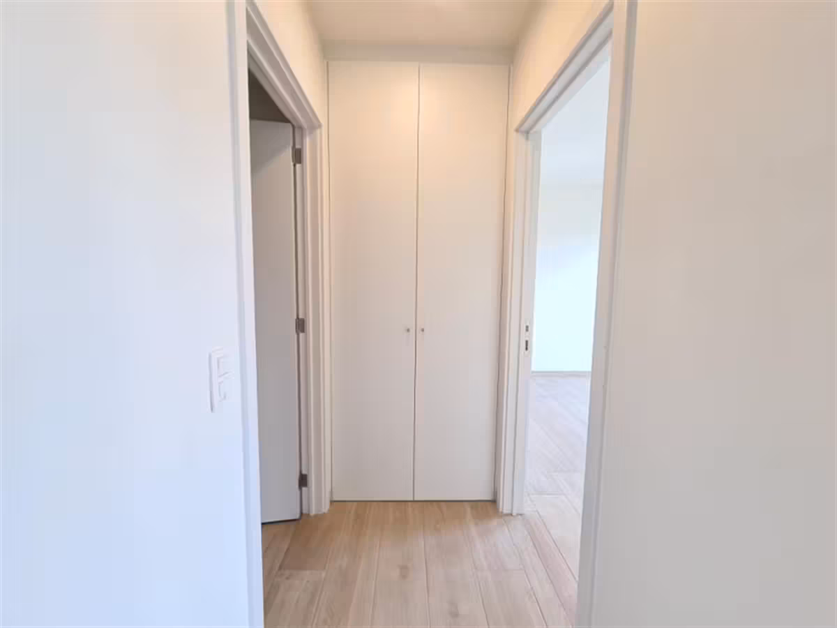 Recent luxury 1-bedroom apartment with terrace and parking - 9