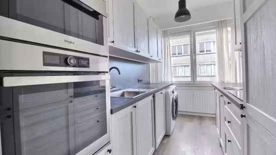 Appartement met 2 slaapkamers en balkon in Laken - 3