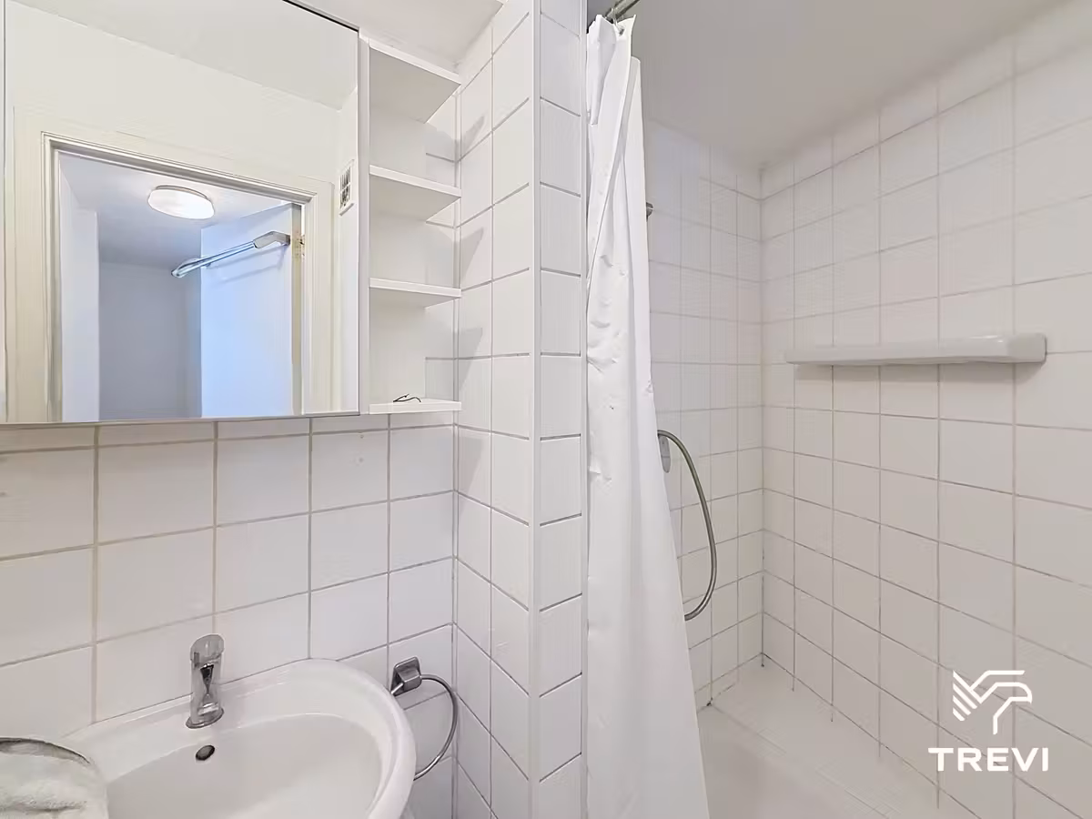 Furnished one-bedroom apartment - 5