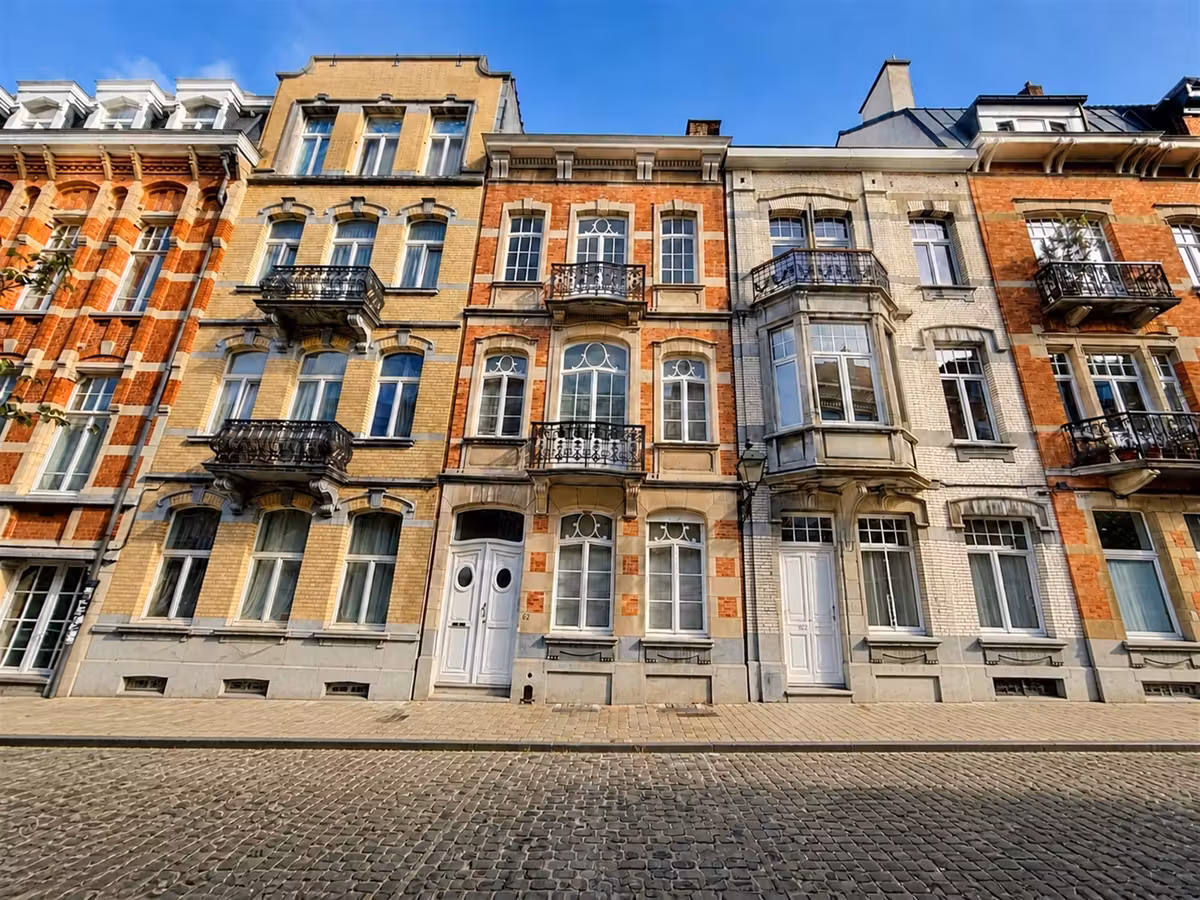Renovated 2-bedroom duplex in La Chasse - 2