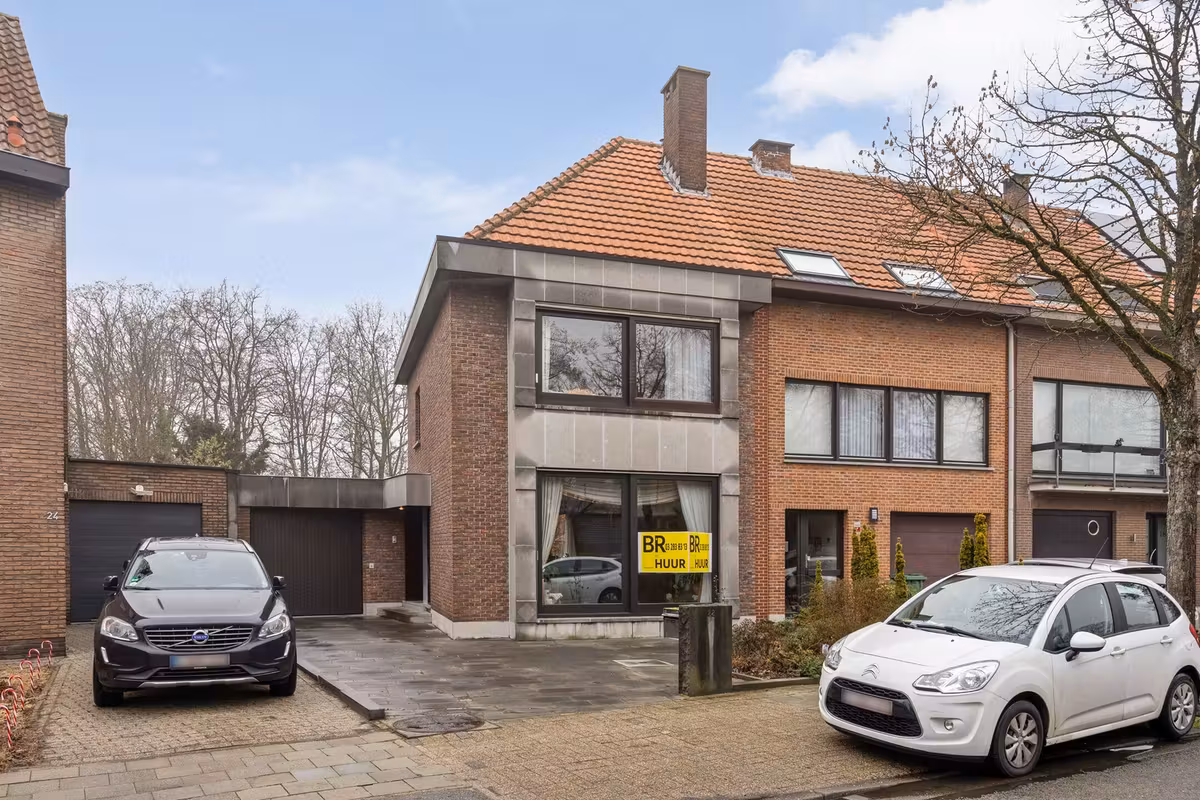 Halfopen bebouwing met zonnige tuin en garage - 4