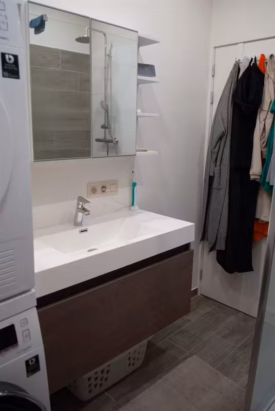 Appartement de plain-pied entièrement meublé à louer - 4