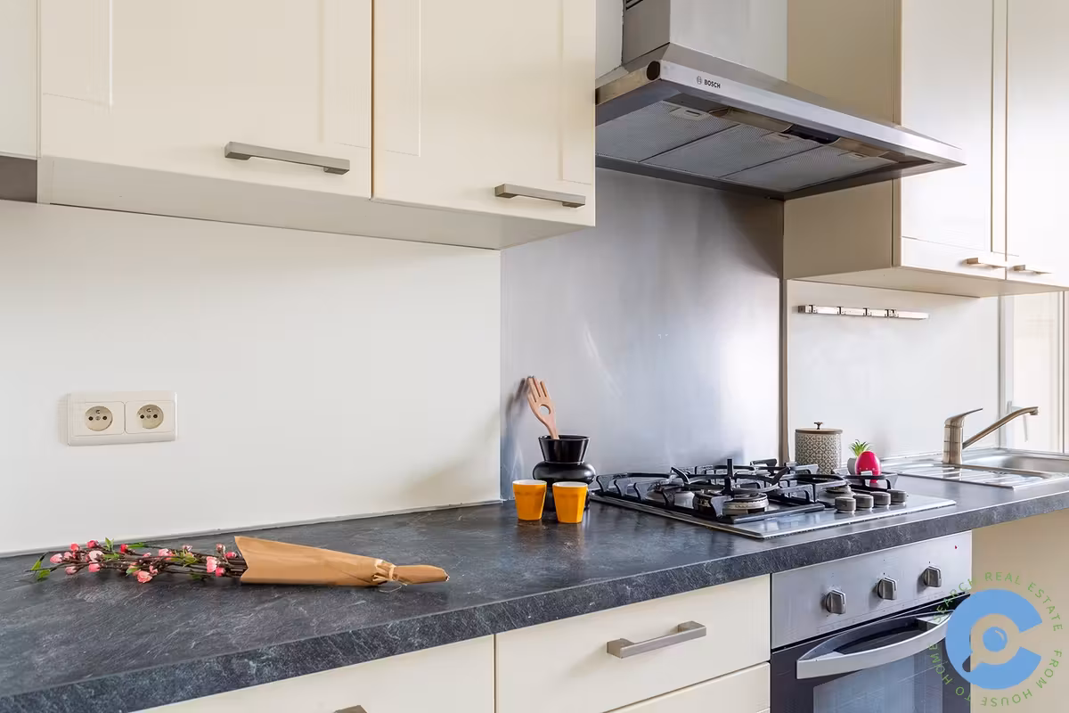Lichtrijk hoekappartement met 2 slaapkamers in Wilrijk - 8