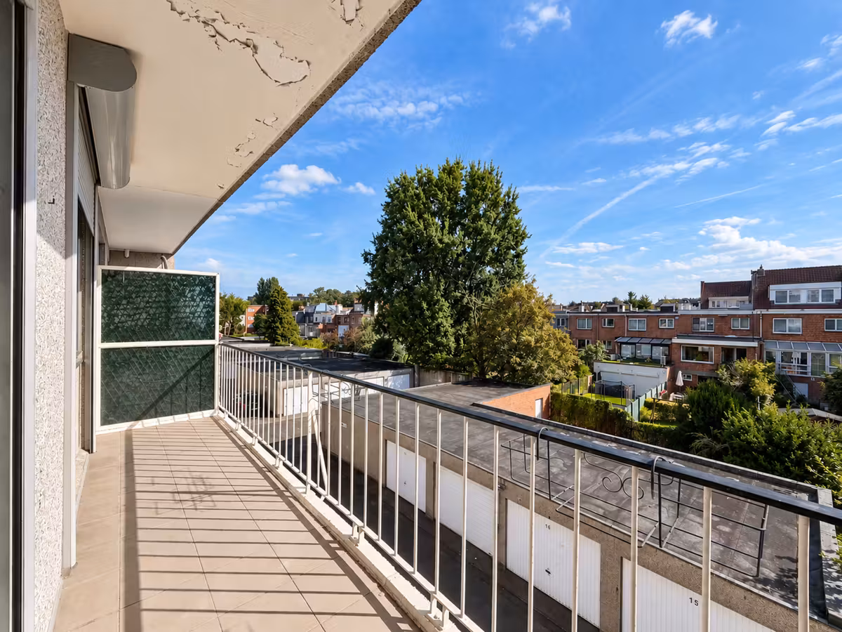 2-bedroom apartment with unobstructed views - 17