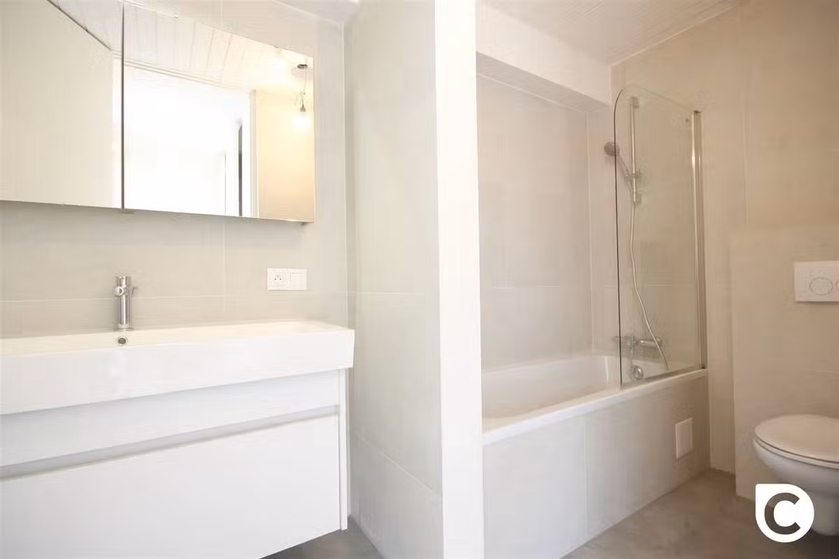 Appartement rénové de 2 chambres à coucher à Berchem - 10