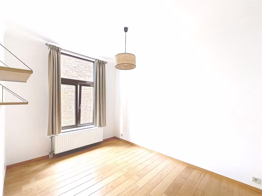 Renovated apartment in Ixelles (1050)