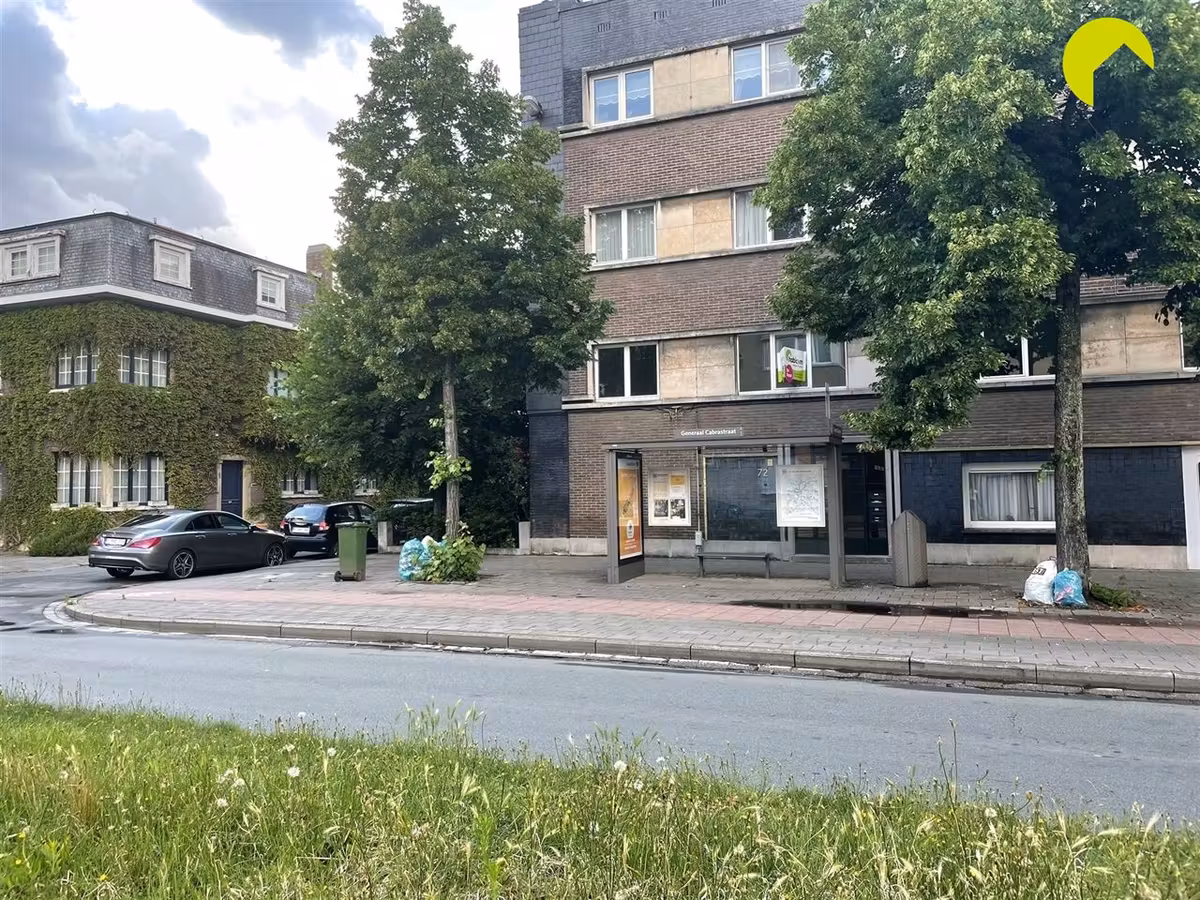 Uniek en uiterst lichtrijk 2 slaapkamer appartement - 2