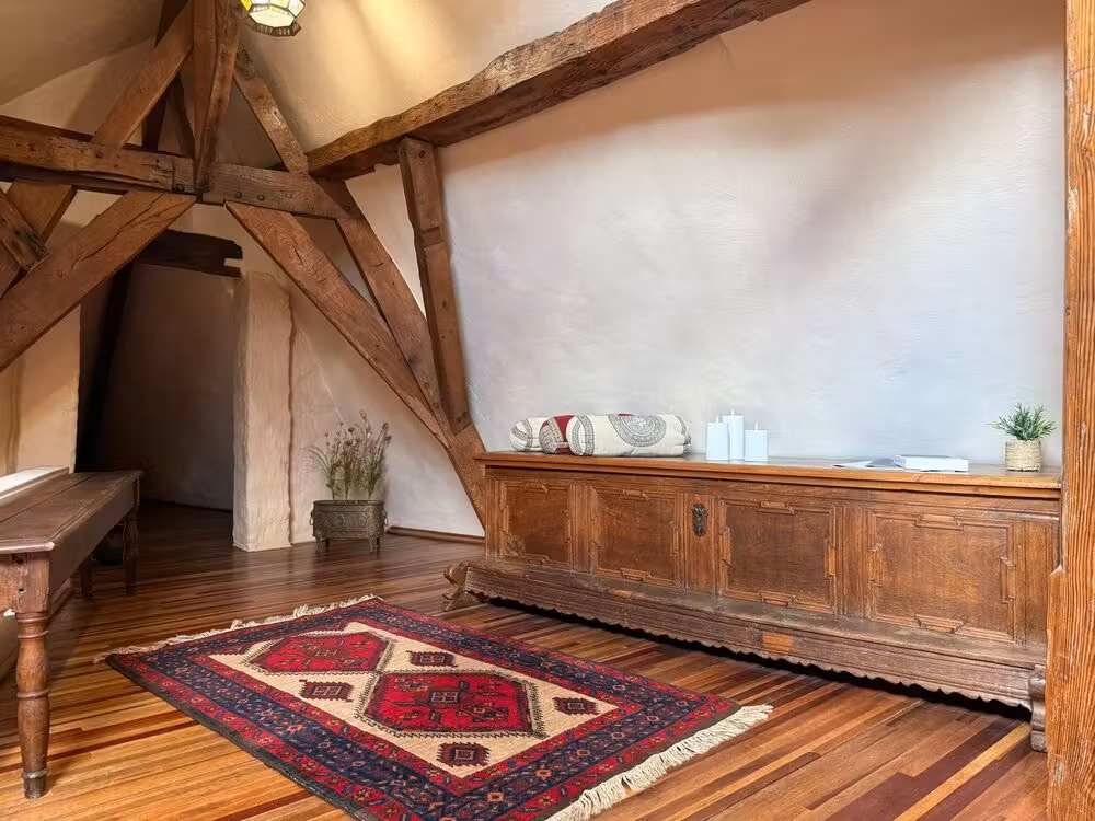 Maison de caractère meublée du 18e siècle au cœur de Gand
