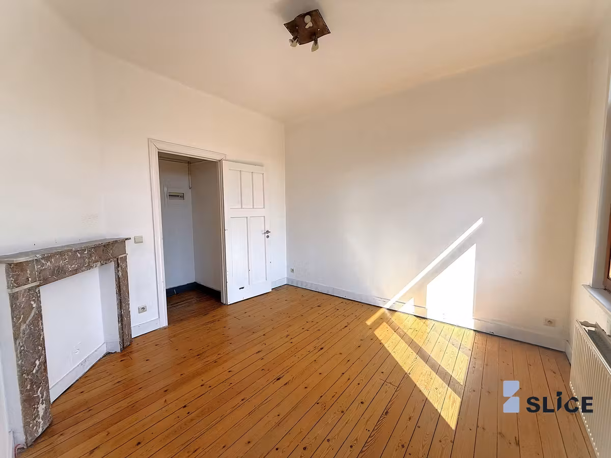 Zonnig appartement met balkon in Etterbeek - 7