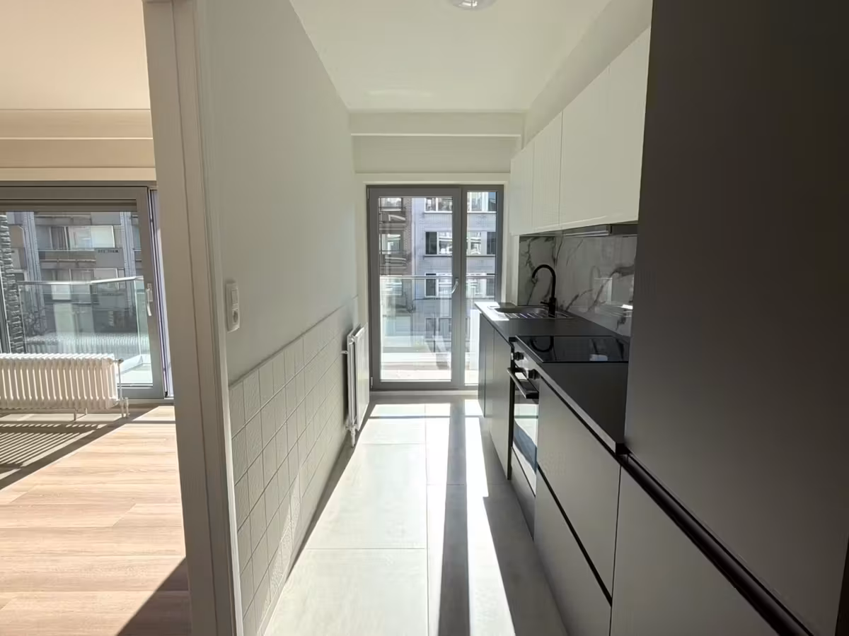 Volledig gerenoveerd 2-slaapkamerappartement met 2 terrassen in Deurne - 3