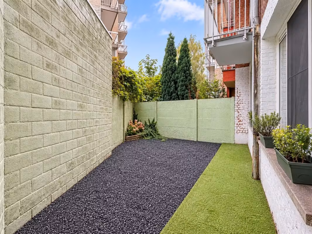 Ground-floor apartment with 2 bedrooms, garage - 17