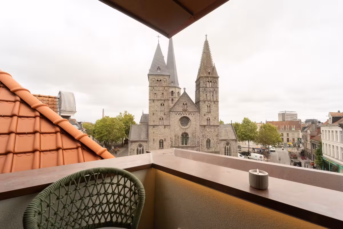 Gerenoveerde woning met terras in hartje Gent - 2